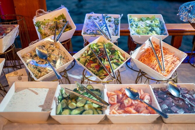 2-Hour Dubai Marina Dhow Dinner Cruise - Dinner, drinks, and the tanura performance