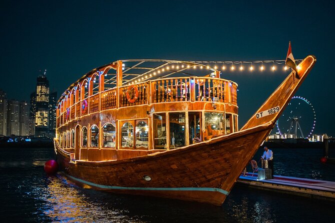 2-Hour Dubai Marina Dhow Dinner Cruise - Finding the boat at 8:30 pm
