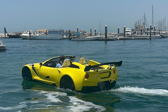 30 Minutes Jet Car Dubai Experience - The guide makes the difference for beginners