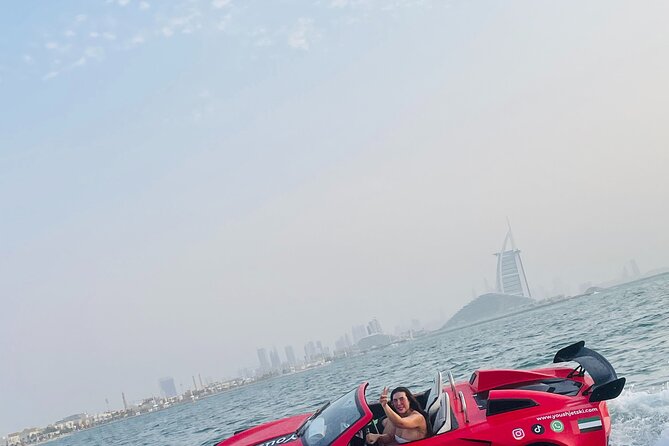 30Min Jetcar Dubai with Burj Al Arab Views-Free Ice Cream - Who will enjoy this Dubai water activity