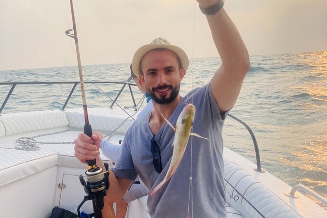 4-Hour Private Deep Sea Fishing Trip - Leaving Dubai behind for open-water fishing