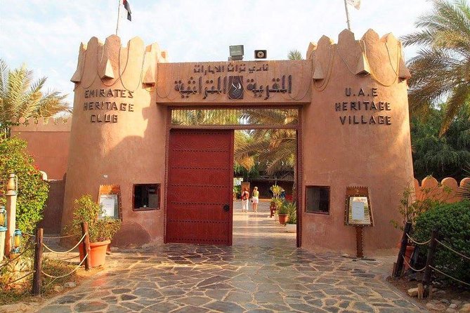 4X4 Private Abu Dhabi City Tour with Abu Dhabi Evening Desert Safari From Dubai - Date market, Yas Island, and quick photo stops