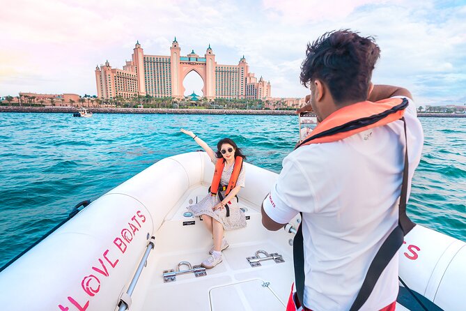 90 Mins Speedboat Tour Dubai Marina JBR Atlantis and Burj Al Arab - How thrilling is the speedboat ride?
