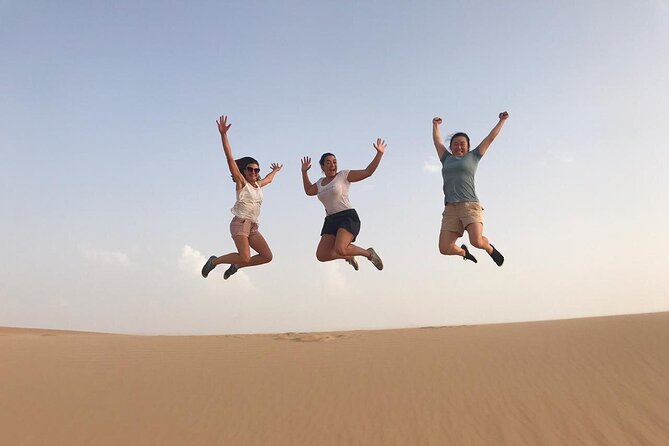 Abu Dhabi: 7-Hours Desert Safari with BBQ, Camel Ride & Sandboarding - The 4WD run over the dunes