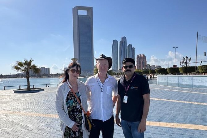 Abu Dhabi Airport Stopover, Transit or Layover Tour - Marina Mall and the Abu Dhabi dates market