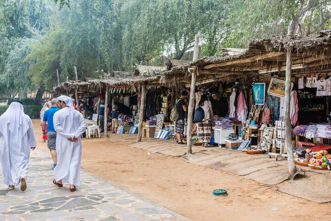 Abu Dhabi City Tour - Abu Dhabi Dates Market: a practical 30-minute taste of shopping