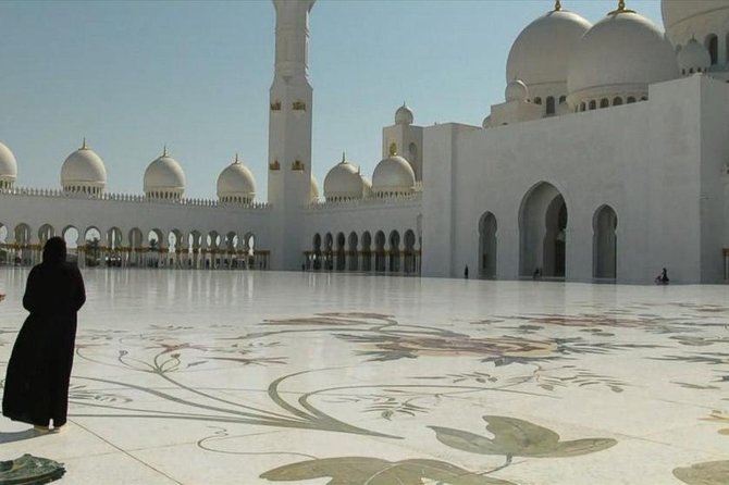 Abu Dhabi City Tour, Emirates Palace, Grand Mosque, Louvre Museum - Ferrari World is a photo stop, not an amusement park visit