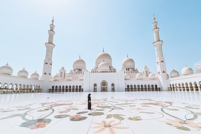 Abu Dhabi City Tour from Dubai: Qasr Al Watan, Emirates Palace, Mosque - Qasr Al Watan and the grand scale of Abu Dhabi