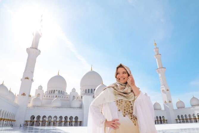 Abu Dhabi City Tour Full Day - Yas Island and Ferrari World: Expect a Photograph, Not a Theme Park Day