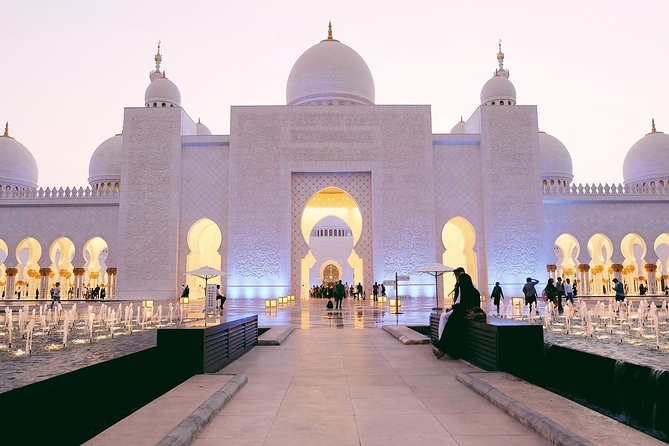 Abu Dhabi City Tour, Grand Mosque, Emirates Palace & The Louvre - Entering Sheikh Zayed Grand Mosque