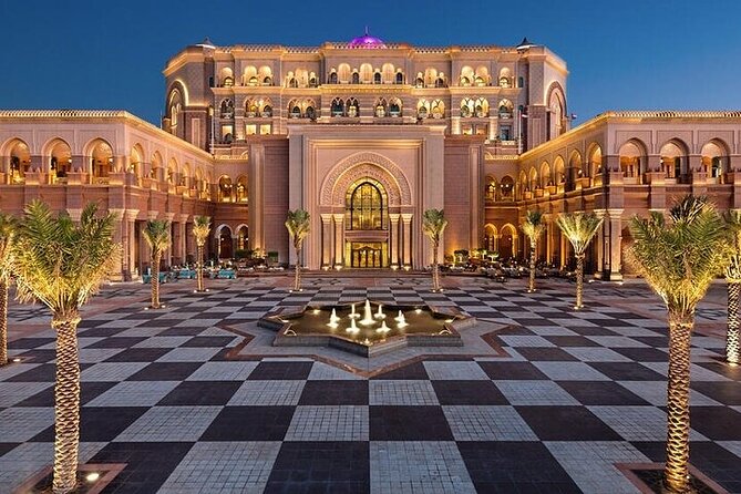 Abu Dhabi City Tour in 4x4 Private Vehicle - A private road trip from Dubai to Abu Dhabi