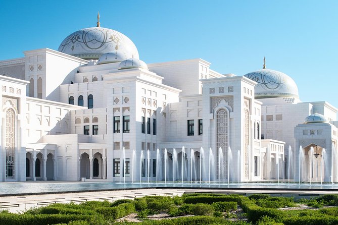 Abu Dhabi City Tour with Ferrari world Combo - Dates, the Corniche, and a traditional village