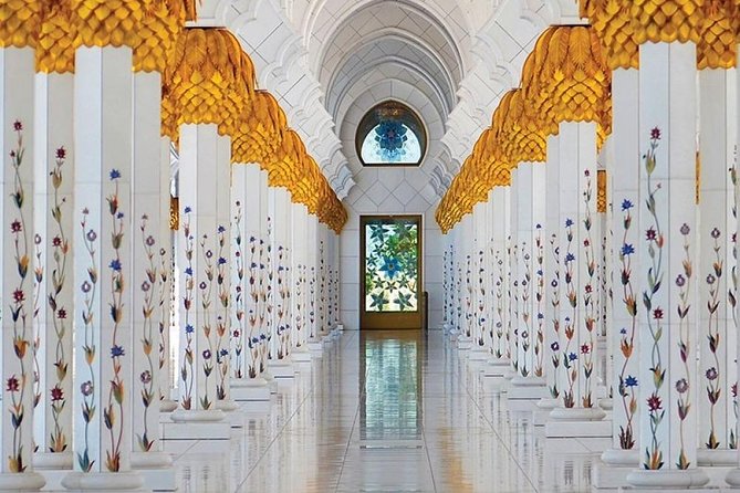 Abu Dhabi City Tour with Grand Mosque Including Transfers - Emirates Palace is a photo stop, not a hotel tour