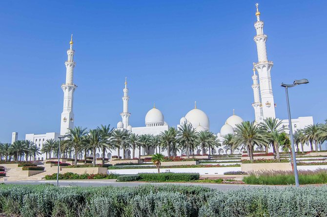 Abu Dhabi Full-Day City Sightseeing Tour from Dubai - Ferrari World closes the sightseeing circuit