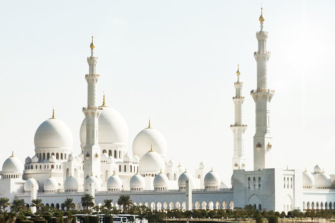 Abu Dhabi Full-Day Tour from Dubai With Spanish-Speaking Guide - Inside Sheikh Zayed Grand Mosque