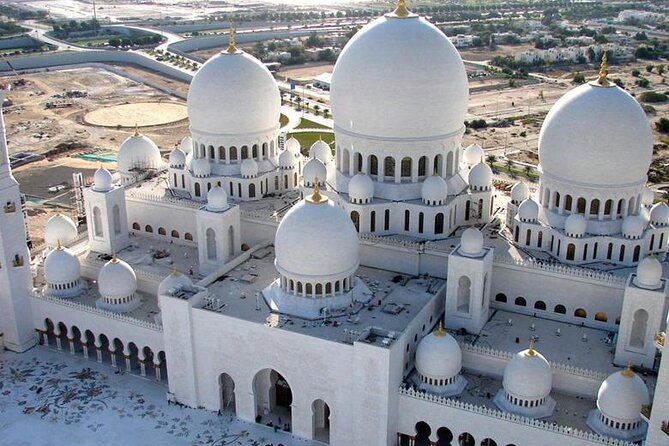 Abu Dhabi Grand Mosque, Etihad Towers & Royal Palace Visit from Dubai - Lunch at Marina Mall, with your own budget