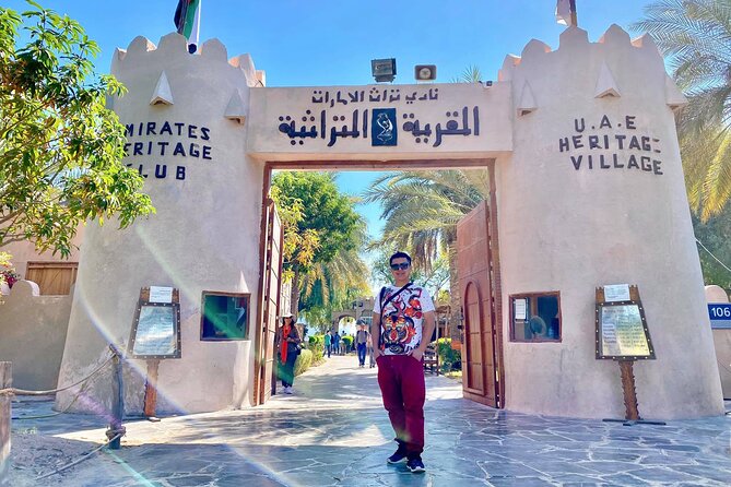 Abu Dhabi Half Day City Tour Sharing Experience - Sheikh Zayed Grand Mosque: give this stop your best attention