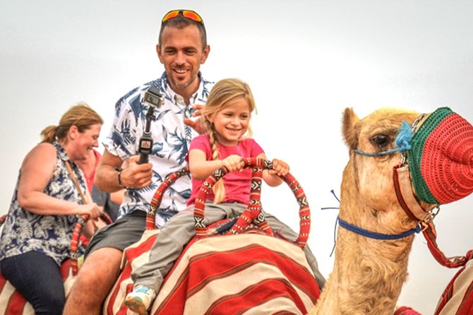 Abu Dhabi: Morning Desert Safari with Camels and Sandboarding - Sandboarding on the dunes