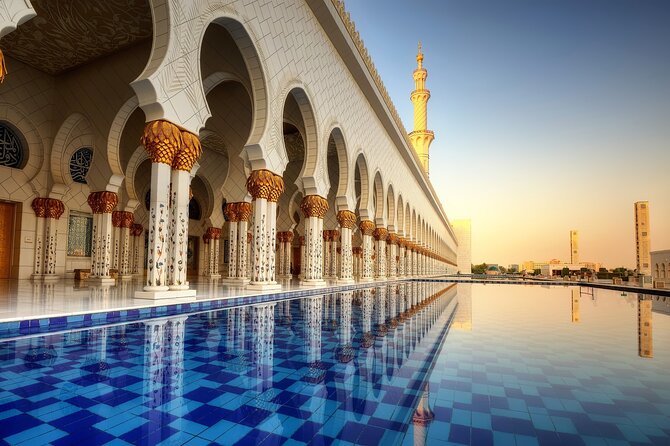 Abu Dhabi Mosque and Louvre Museum with Lunch from Dubai - The morning at Sheikh Zayed Grand Mosque