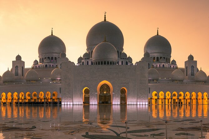 Abu Dhabi Private City Tour - Corniche Beach gives you a waterfront pause