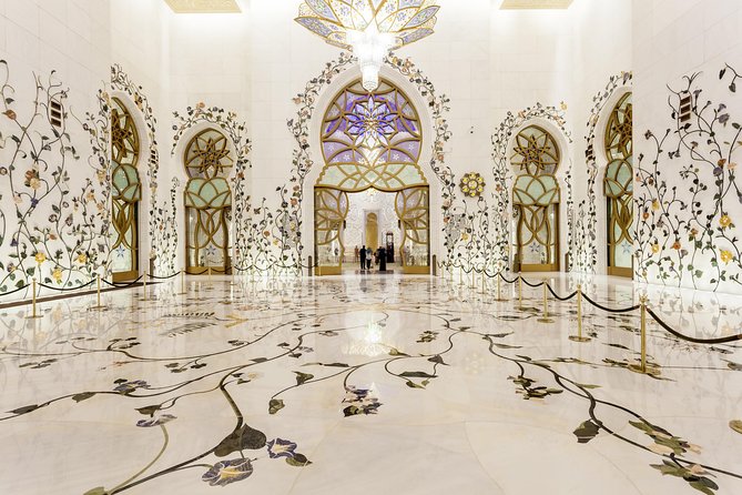 Abu Dhabi Sheikh Zayed Mosque Half-Day Guided Tour from Dubai - Is $59 good value?