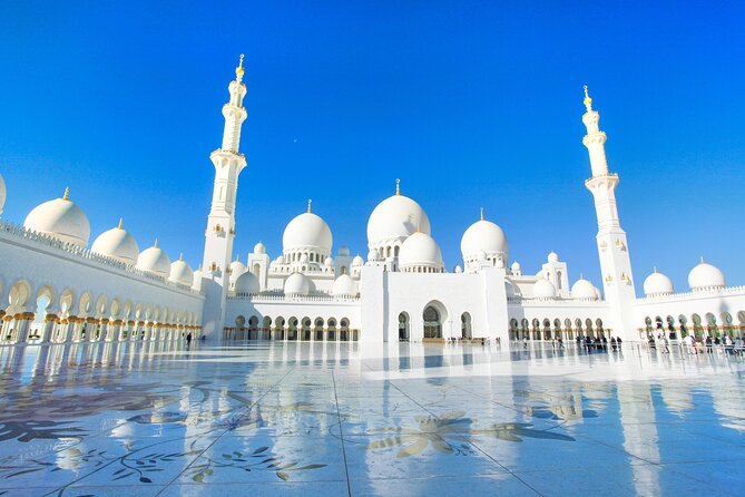 Abu Dhabi Sightseeing Tour in Private Vehicle - Louvre Abu Dhabi: the stop most likely to need extra time