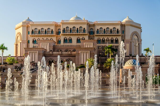 Abu Dhabi Sightseeing Tour in Private Vehicle - The missing details: Date Market and Corniche