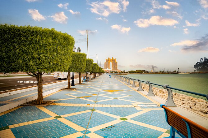 Abu Dhabi Sightseeing Tour: Sheikh Zayed Mosque, Heritage Village & Dates Market - Abu Dhabi Dates Market: the most practical shopping stop