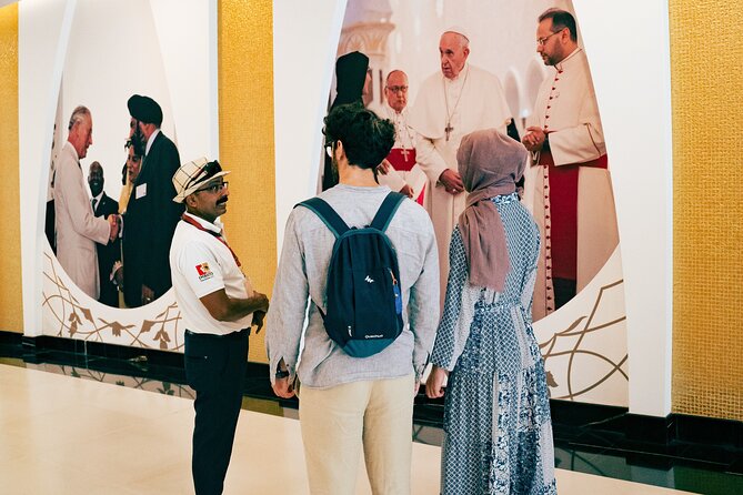 Abu Dhabi Sightseeing Tour: Sheikh Zayed Mosque, Heritage Village & Dates Market - Sheikh Zayed Grand Mosque: the reason to book