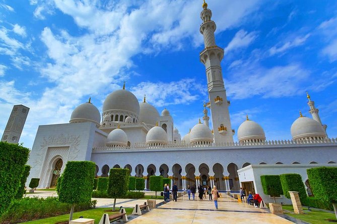 Abu Dhabi Tour With Ferrari World From Dubai - Key points to know before booking