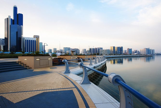 Abu Dhabi Tour with Grand Mosque and BAPS Temple - Sheikh Zayed Grand Mosque: the main reason to go