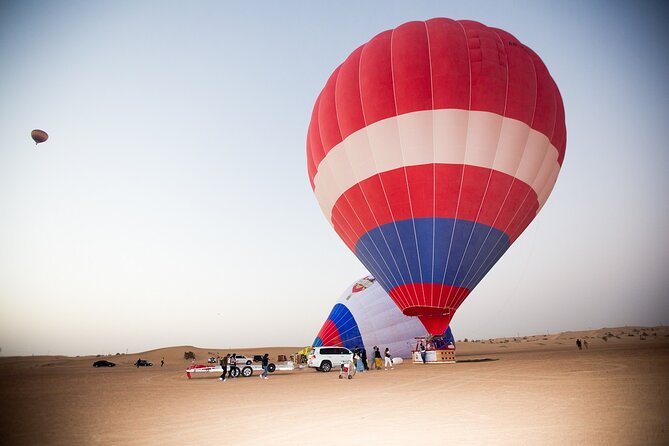 Adventure Hot Air Balloon with Buffet Breakfast & Falcon Show - Small details that make the morning easier