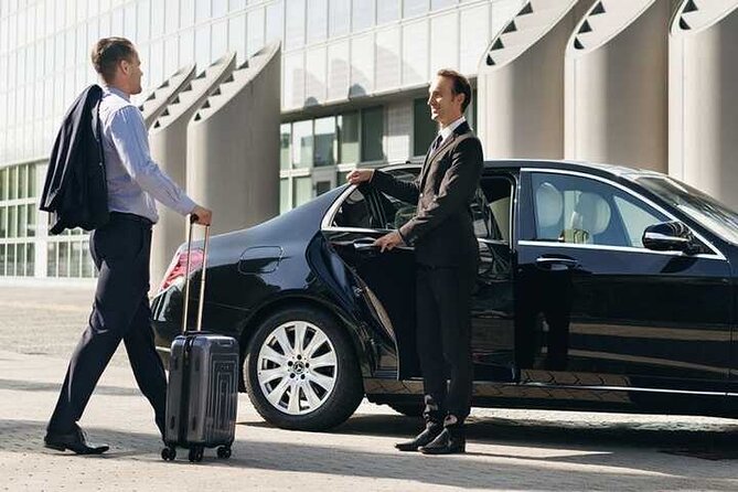 Airport Transfers from Dubai Airport to Hotels in Dubai - Why a private airport ride can help in Dubai