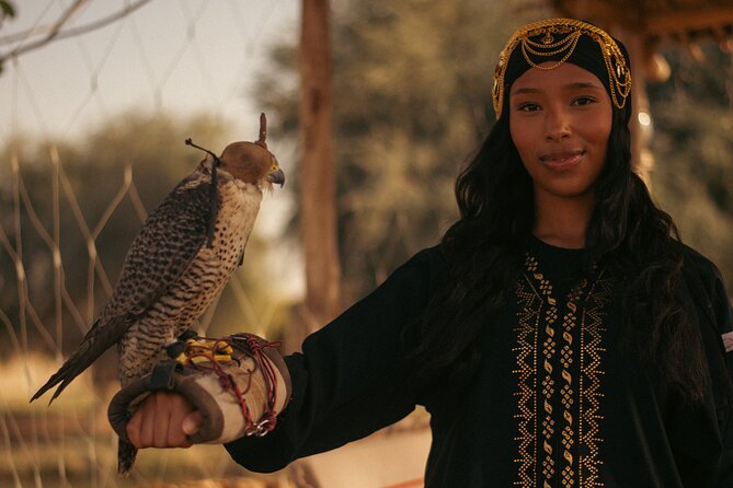 Al Marmoom Oasis Luxury Tent with Bedouin Dinner - Choosing between a cabana and an Arabic tent