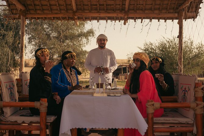 Al Marmoom Oasis Luxury Tent with Bedouin Dinner - Dinner with music, dance, and a fire show