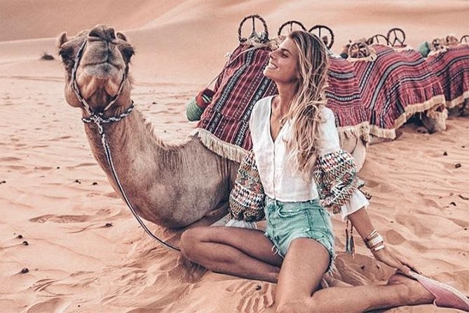 Arabian Desert Safari Dubai - Sand boarding and the desert sunset