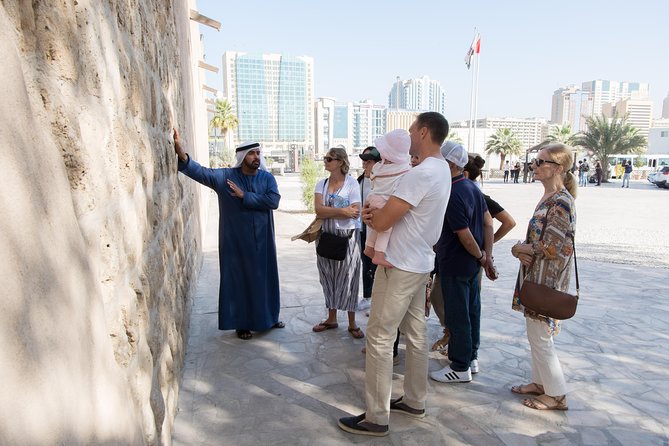 Authentic Emirati Cultural Meal and Talk in Old Dubai - A cultural meal in the heart of Al Fahidi