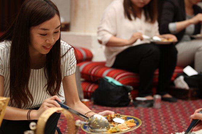 Authentic Emirati Cultural Meal and Talk in Old Dubai - Why the small group matters