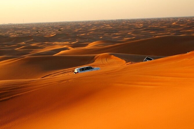 Desert Safari Dubai - Dinner and the five advertised entertainment segments