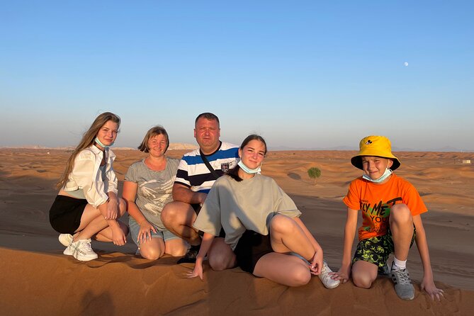 Desert Safari Dubai with BBQ - dinner, Sandboarding - Who should book this desert safari?