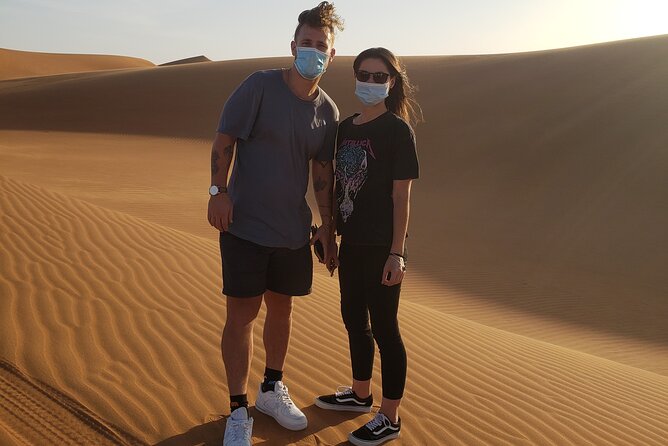 Desert Safari Dubai with Buffet Dinner & 3 live shows - Who will get the most from this safari
