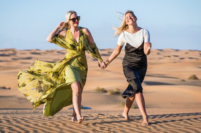 Desert Safari Dubai with Dune Bashing, Activities and Dinner - Sunset photos, henna, and Arabic-style costumes