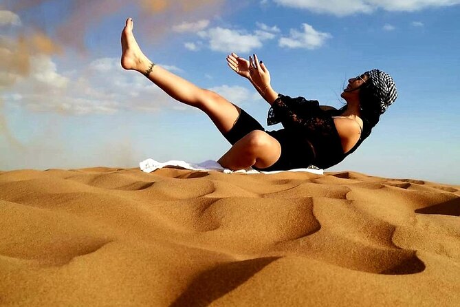 Desert Safari -Live Shows, BBQ Dinner, Dune Bashing and lot more. - Lahbab’s 30-minute dune drive