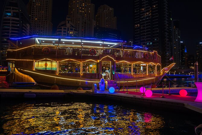 Dhow Cruise Marina - What the 7:00 pm start means for your evening