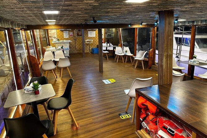 Dhow Cruise with Dinner and Live Entertainment at Dubai Al Seef - Boarding at Al Seef and finding the boat
