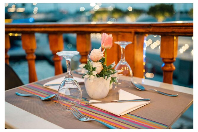Dhow Cruise with Dinner at Dubai Al Seef - Transport, timing, and the cost of convenience