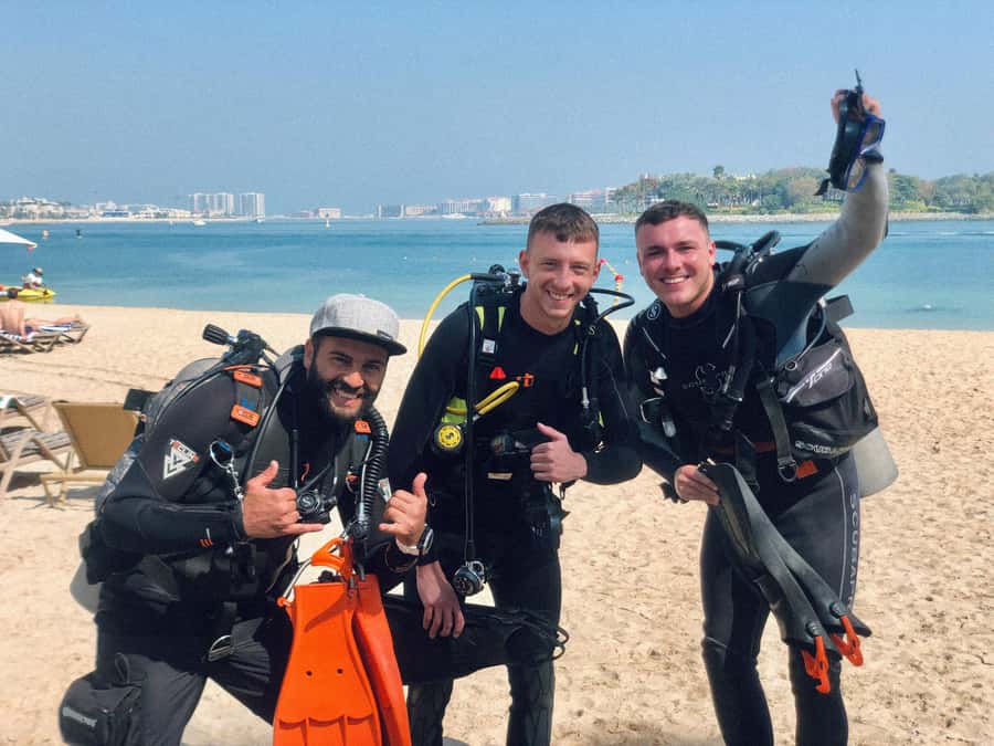 Discover Scuba Diving in Dubai - Timing, cancellation, and flight planning
