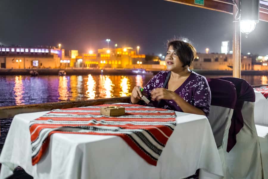Dubai: 2-Hour Evening Dhow Cruise and Dinner - Service, comfort, and practical limits
