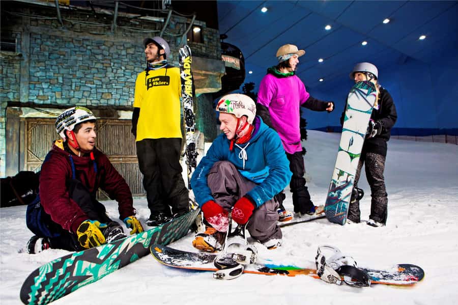 Dubai: 2-Hour or Full-Day Slope Session at Ski Dubai - Breaks, cafés, and other activities