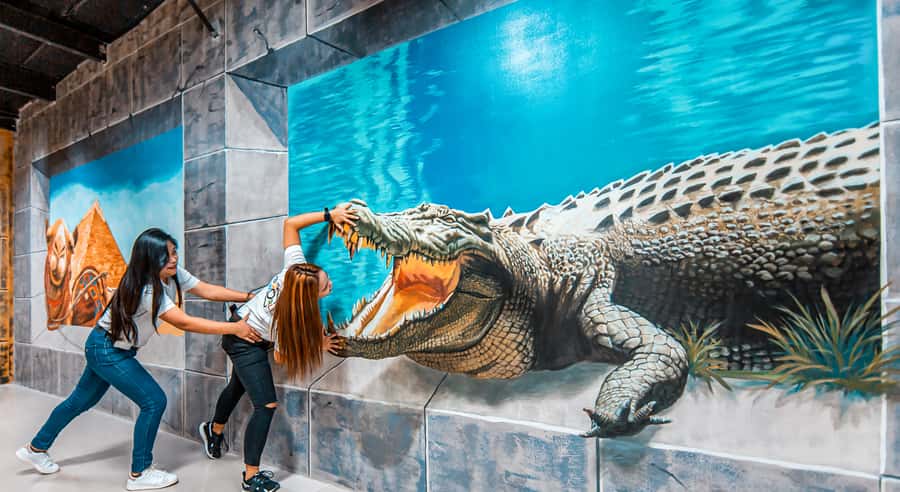 Dubai: 3D World Trick-Art Selfie Museum Entrance - Why the paintings work best when you join in